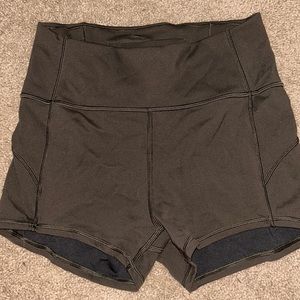 Lululemon booty shorts